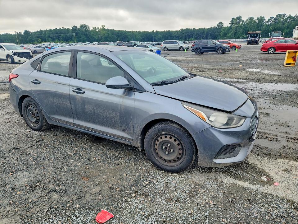 صورة رقم 4 من المزاد - 2018 HYUNDAI ACCENT مع VIN 3KPC24A36JE033343
