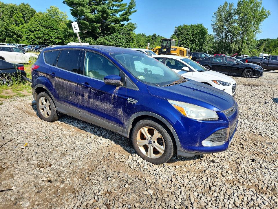 Photo 4 from auction – 2016 FORD ESCAPE with VIN 1FMCU9GX4GUB75746