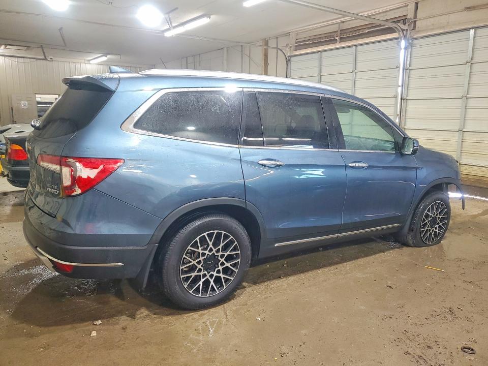 Photo 3 from auction – 2022 HONDA PILOT with VIN 5FNYF6H01NB003670