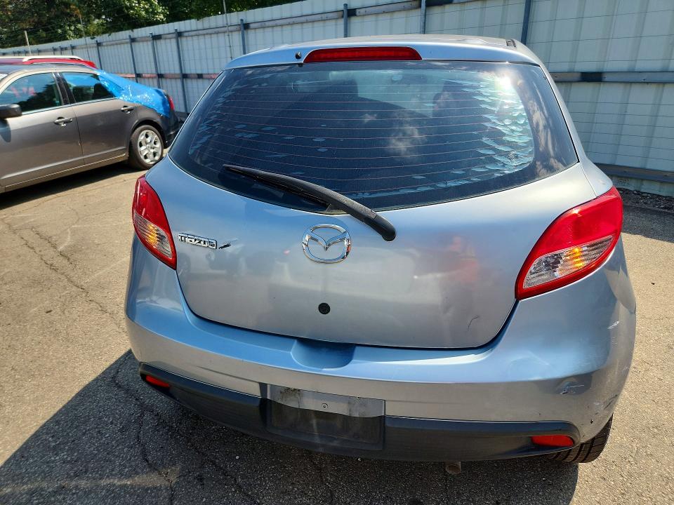 Photo 6 from auction – 2013 MAZDA MAZDA2 with VIN JM1DE1KY5D0152955