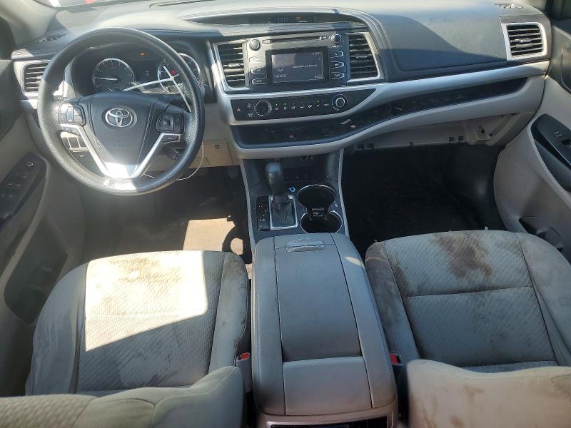 Photo 8 from auction – 2015 TOYOTA HIGHLANDER with VIN 5TDBKRFHXFS073676