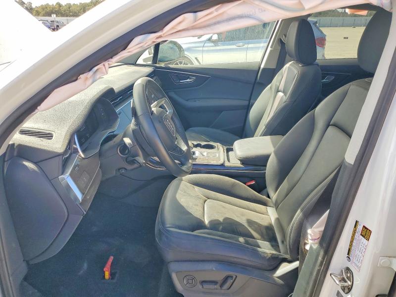 Photo 7 from auction – 2021 AUDI Q7 with VIN WA1AJAF75MD016361