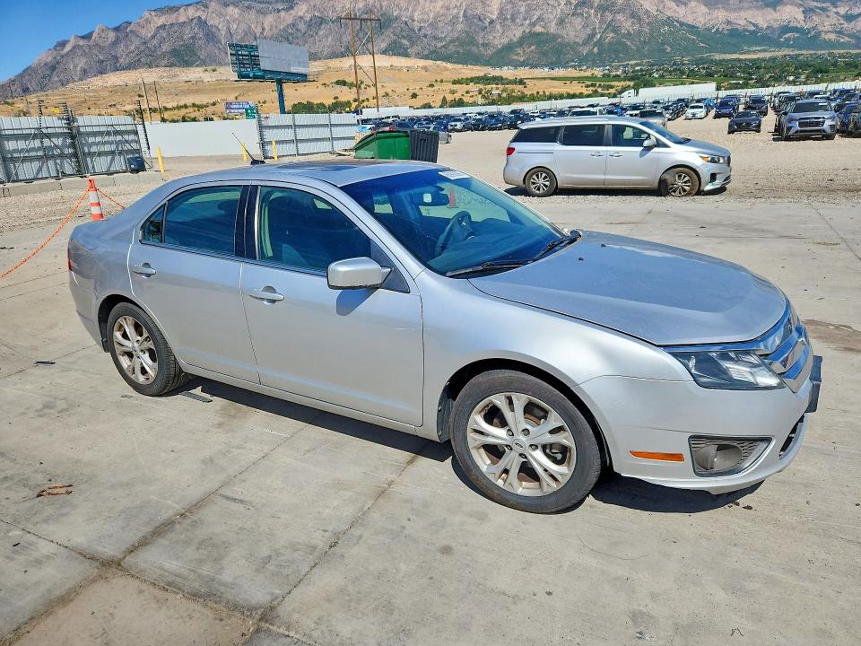 Photo 4 from auction – 2012 FORD FUSION with VIN 3FAHP0HA0CR124906