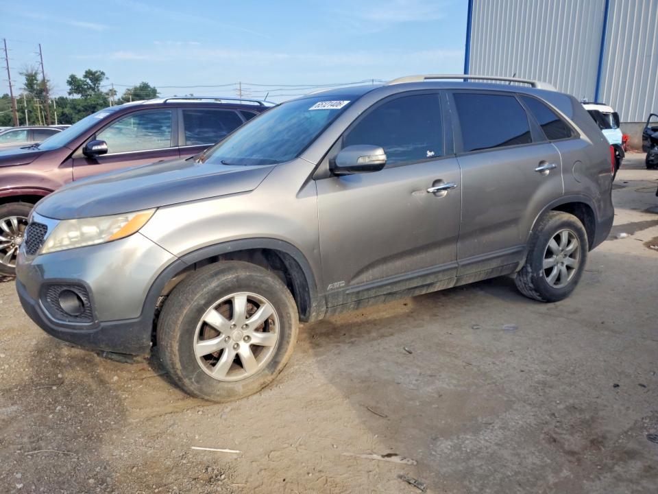 KIA SORENTO 2011 с VIN 5XYKTCA15BG082913 - Фото с аукциона