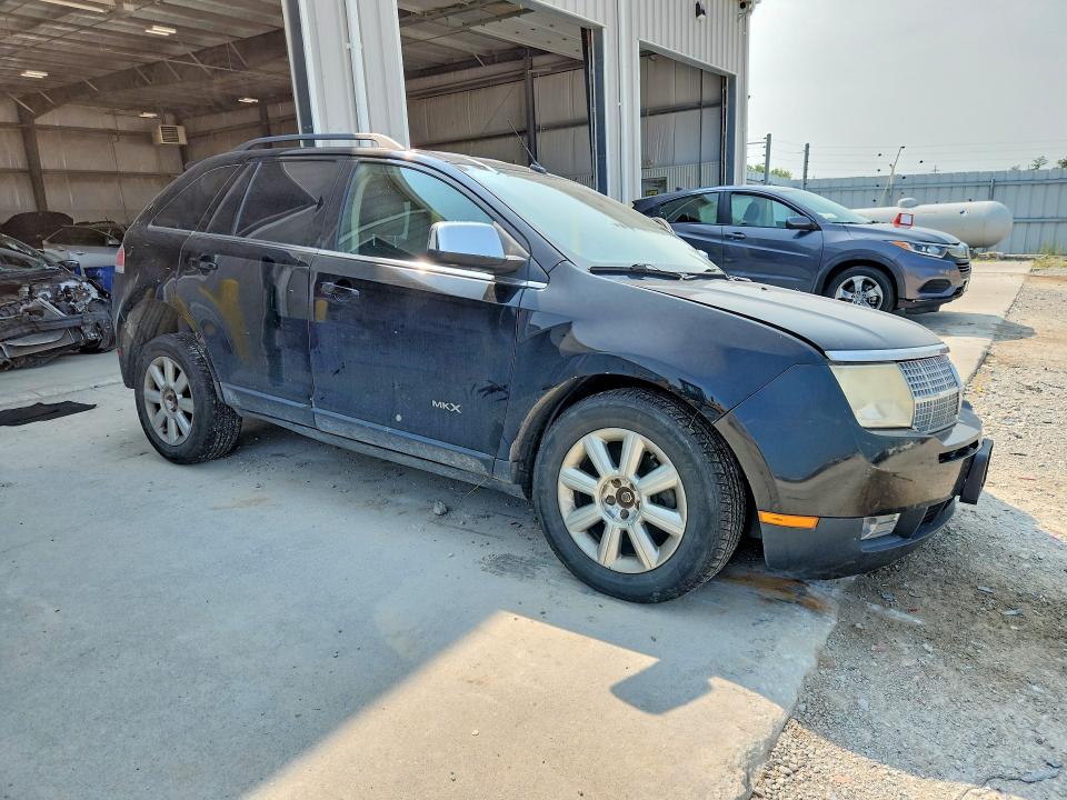 Photo 4 from auction – 2007 LINCOLN MKX with VIN 2LMDU88C07BJ06119