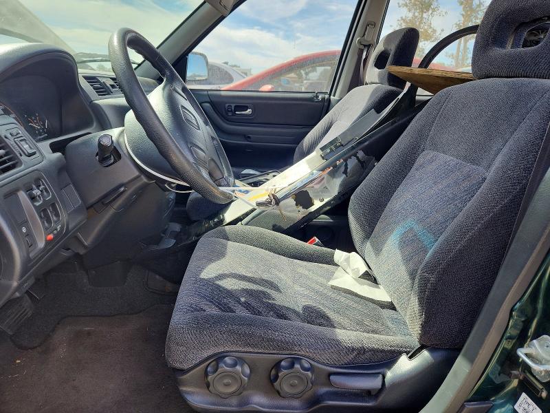 Photo 7 from auction – 2000 HONDA CR-V with VIN JHLRD1867YC046061