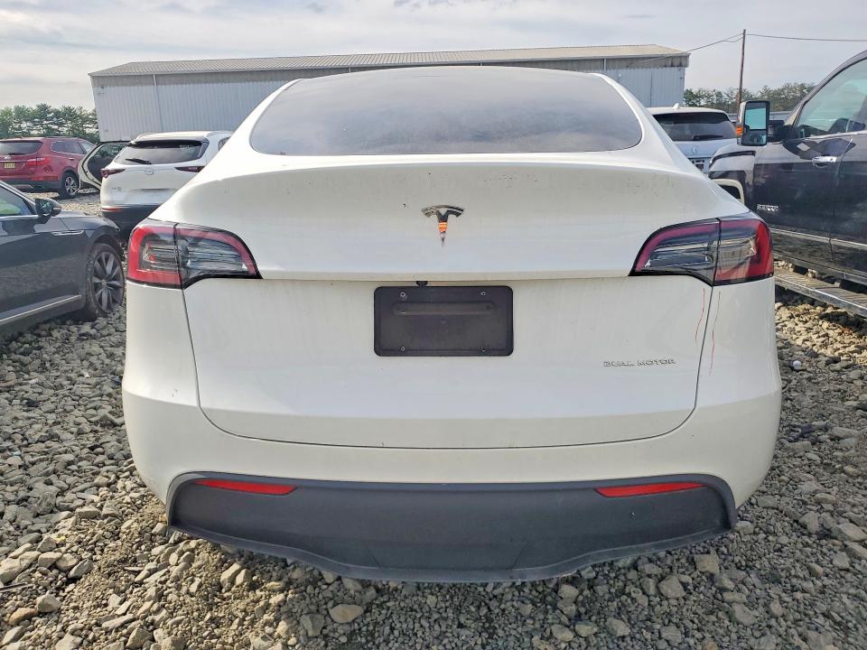 Photo 6 from auction – 2023 TESLA MODEL Y with VIN 7SAYGDEE3PA115519
