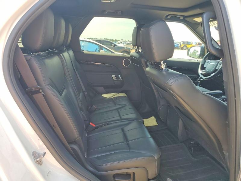 Photo 11 from auction – 2018 LAND ROVER DISCOVERY with VIN SALRG2RV2JA074926