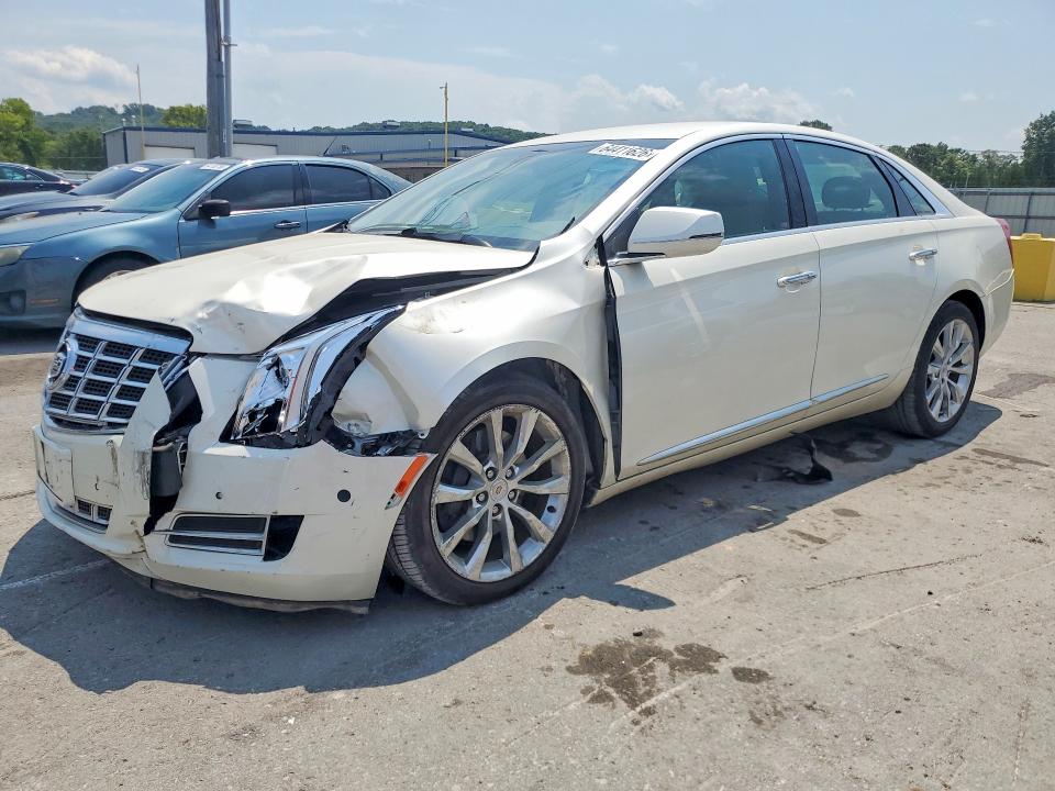 2015 CADILLAC XTS - Търг №64411626