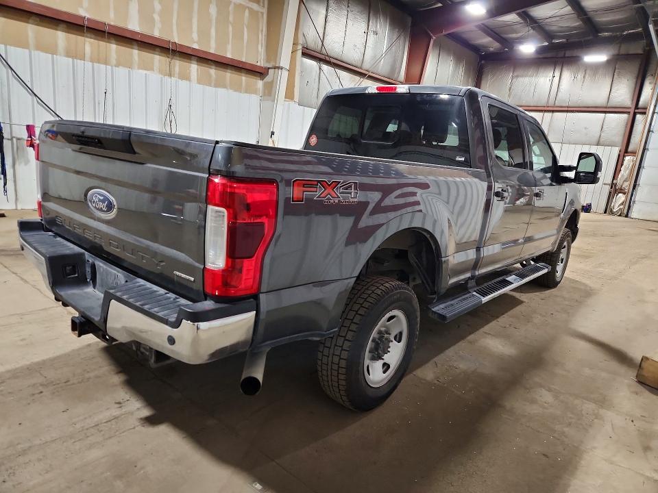 Photo 3 from auction – 2017 FORD F250 with VIN 1FT7W2B67HEB59235