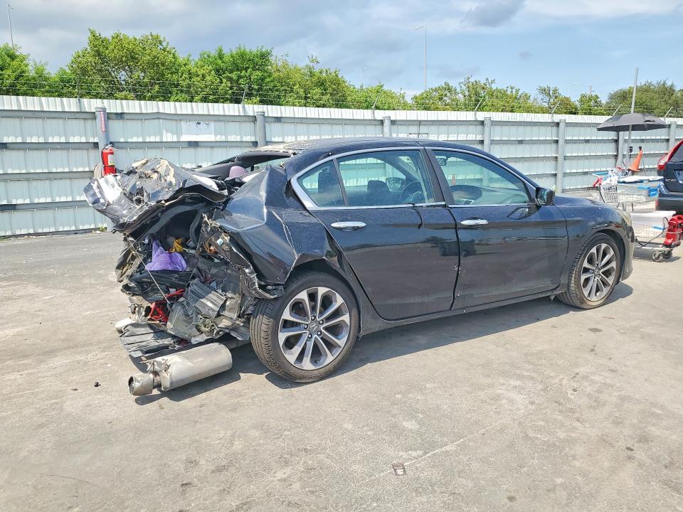 Photo 3 from auction – 2014 HONDA ACCORD with VIN 1HGCR2F53EA258808