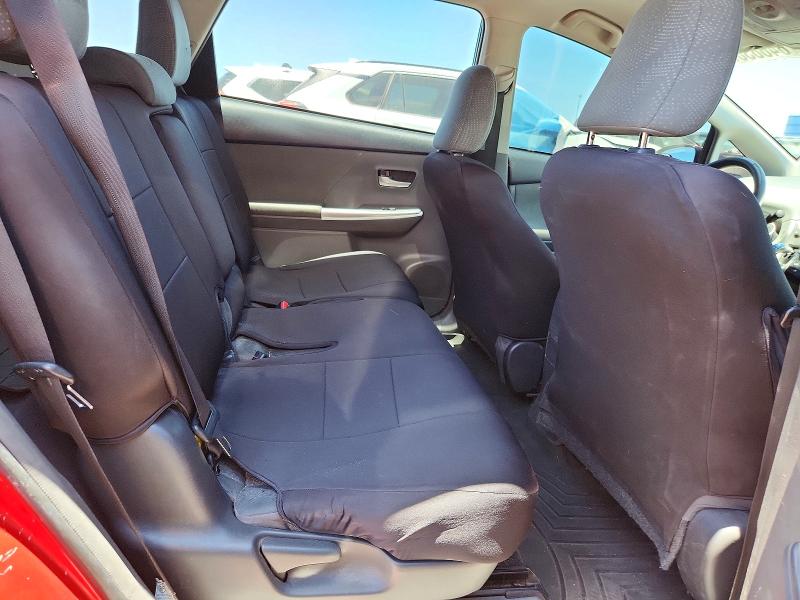 Photo 10 from auction – 2014 TOYOTA PRIUS V with VIN JTDZN3EU2E3324952