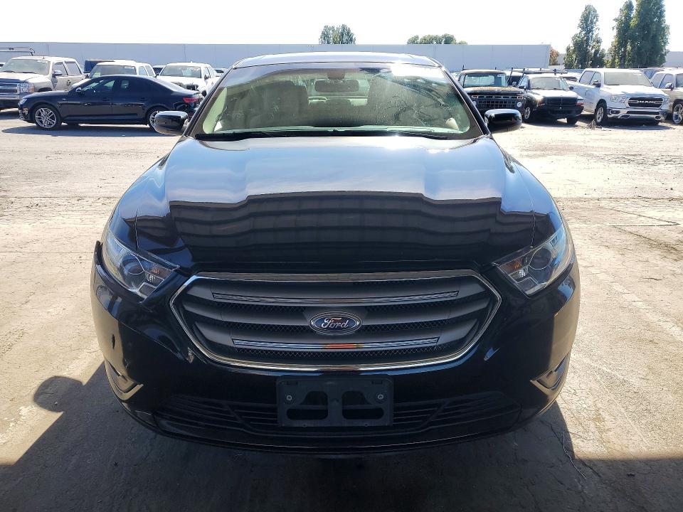 Photo 5 from auction – 2017 FORD TAURUS with VIN 1FAHP2E80HG105431