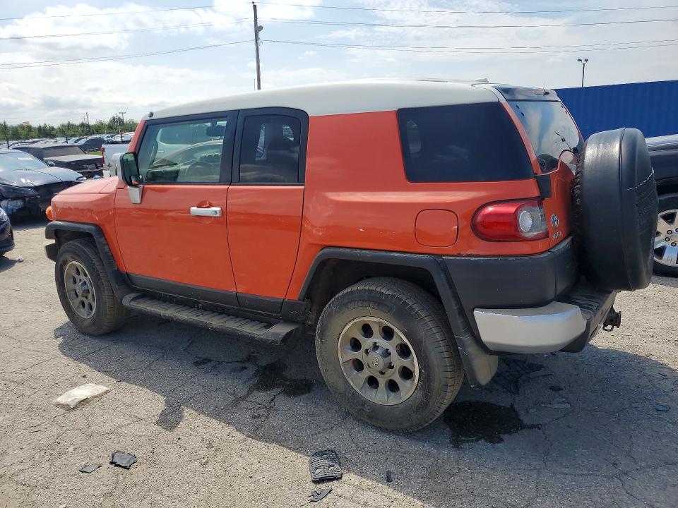Photo 2 from auction – 2013 TOYOTA FJ CRUISER with VIN JTEBU4BF5DK168261