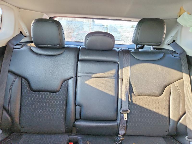 Photo 10 from auction – 2019 JEEP COMPASS with VIN 3C4NJDBB7KT672328