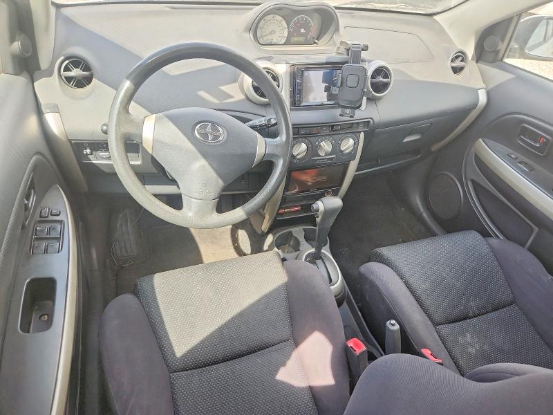 Photo 8 from auction – 2005 SCION XA with VIN JTKKT624550109685