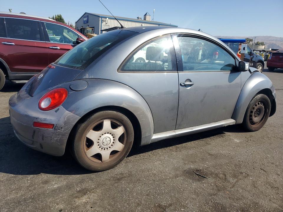 Photo 3 from auction – 2007 VOLKSWAGEN NEW BEETLE with VIN 3VWEG31C87M520530