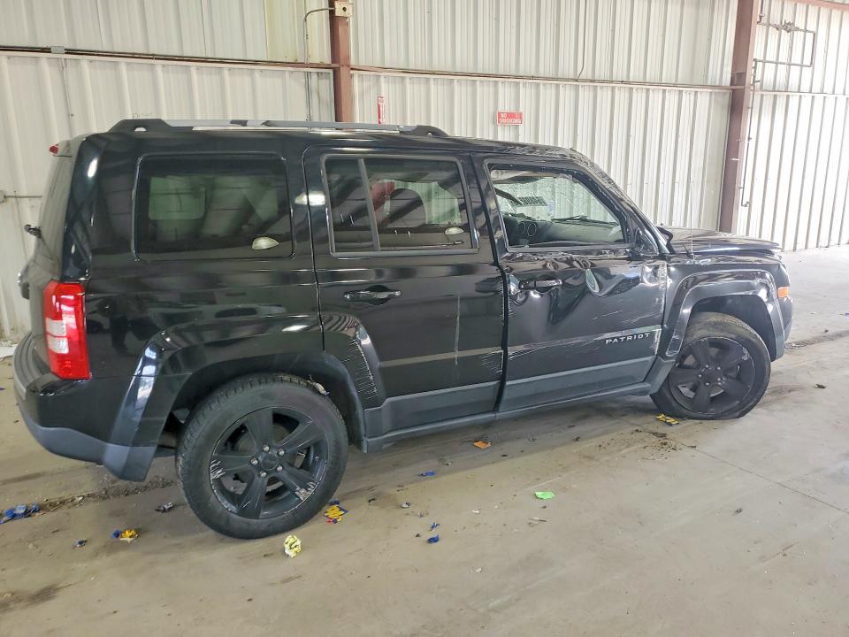Photo 3 from auction – 2012 JEEP PATRIOT with VIN 1C4NJPFB3CD696760