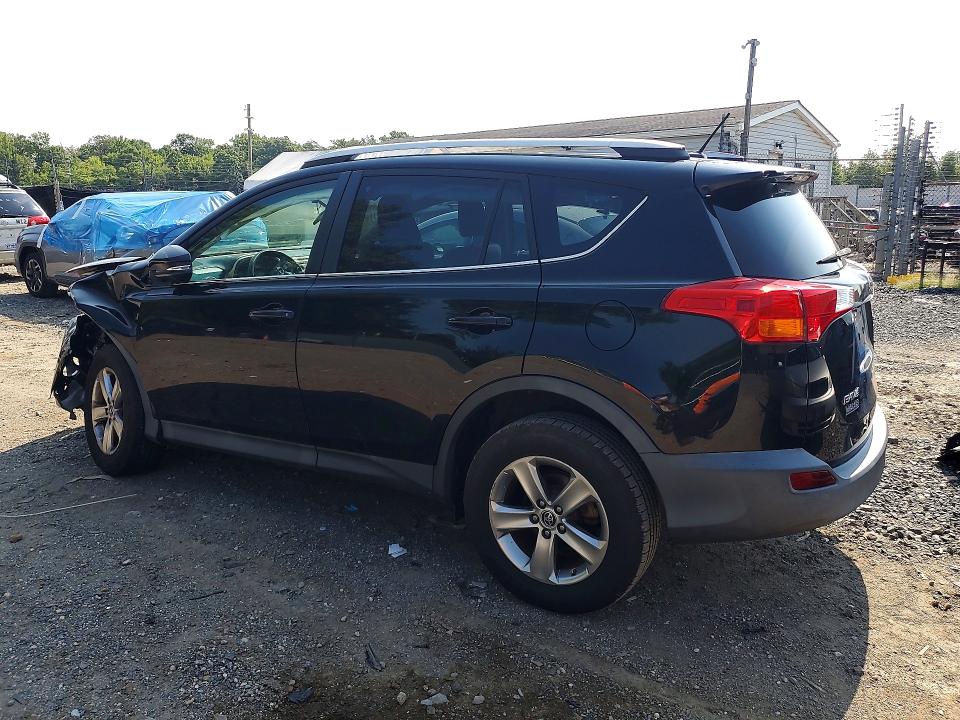 Photo 2 from auction – 2015 TOYOTA RAV4 with VIN 2T3RFREV1FW265402