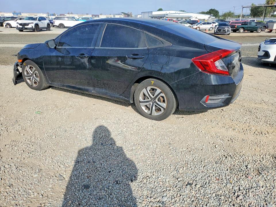 Foto 2 de la subasta – 2016 HONDA CIVIC con VIN 2HGFC2F53GH512620
