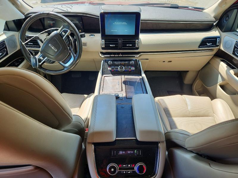 Photo 8 from auction – 2019 LINCOLN NAVIGATOR with VIN 5LMJJ3LT1KEL14439