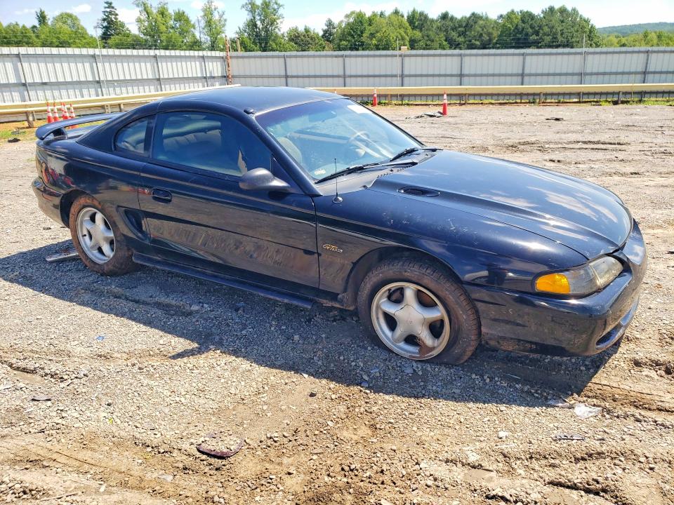 Photo 4 from auction – 1998 FORD MUSTANG with VIN 1FAFP42X0WF188568