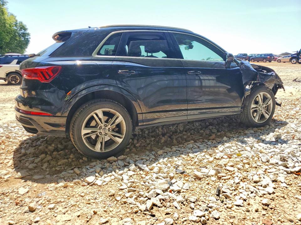 Photo 3 from auction – 2020 AUDI Q3 with VIN WA1DECF37L1124880