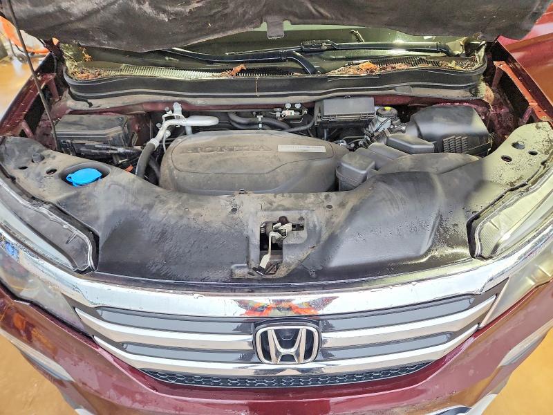 Photo 12 from auction – 2016 HONDA PILOT with VIN 5FNYF5H75GB043034