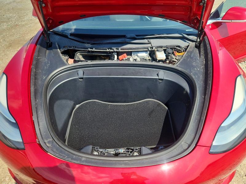Photo 11 from auction – 2018 TESLA MODEL 3 with VIN 5YJ3E1EA1JF045683