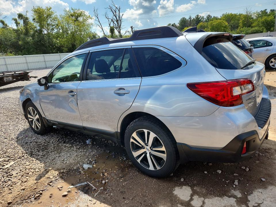 Photo 2 from auction – 2018 SUBARU OUTBACK with VIN 4S4BSANC0J3390332