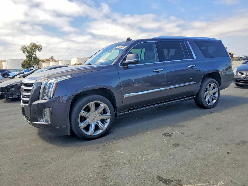 2017 CADILLAC ESCALADE - Търг №67127206