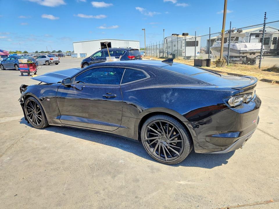 Photo 2 from auction – 2020 CHEVROLET CAMARO with VIN 1G1FB1RX5L0111246