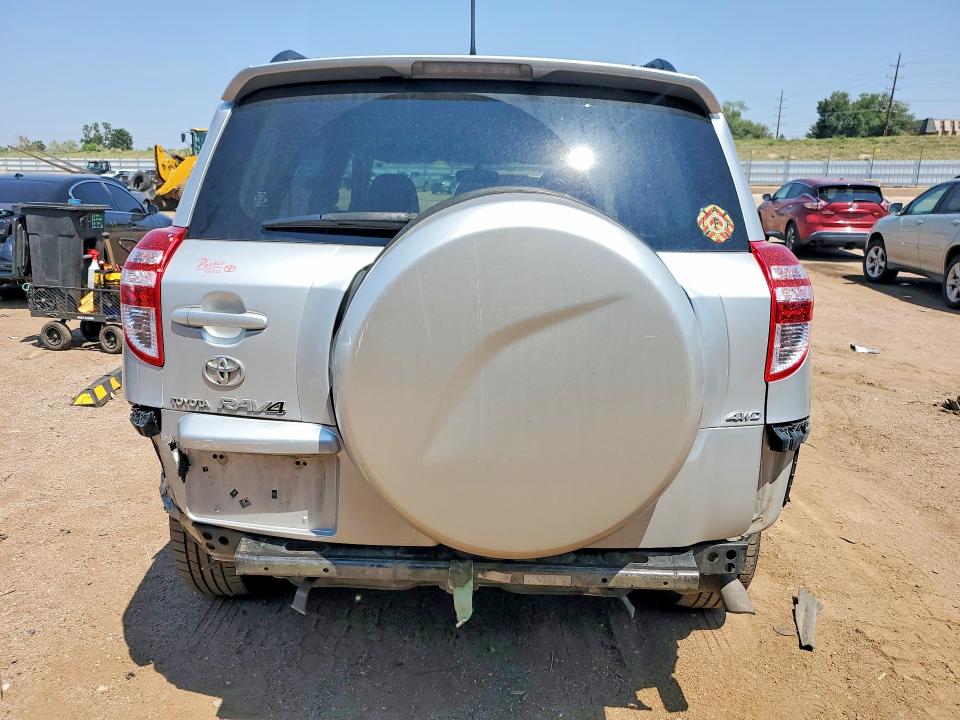 Photo 6 from auction – 2009 TOYOTA RAV4 with VIN JTMBF33V69D012871