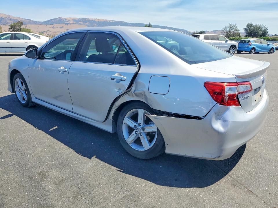 Photo 2 from auction – 2014 TOYOTA CAMRY with VIN 4T1BF1FK3EU763955