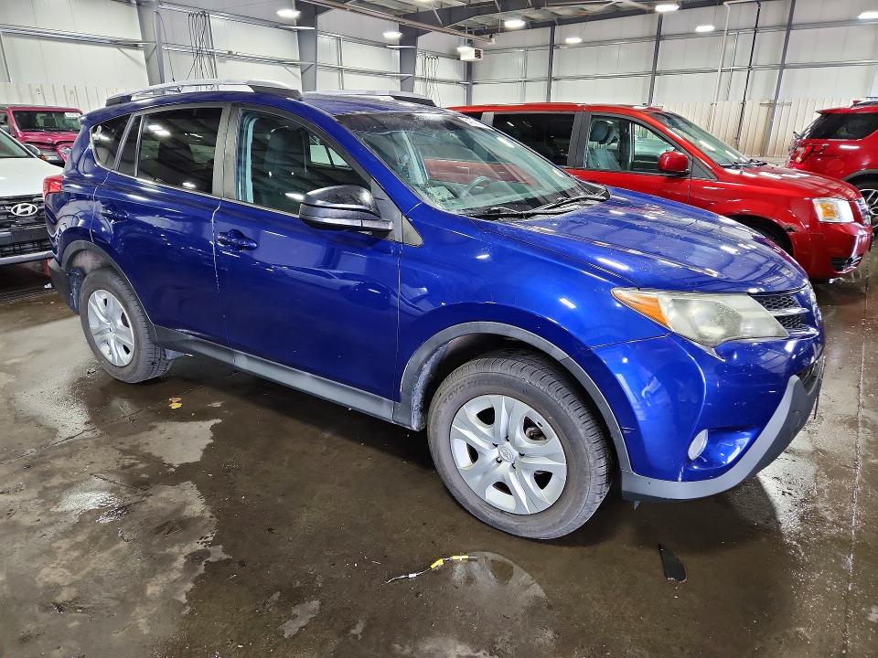 Photo 4 from auction – 2015 TOYOTA RAV4 with VIN 2T3ZFREV9FW202273