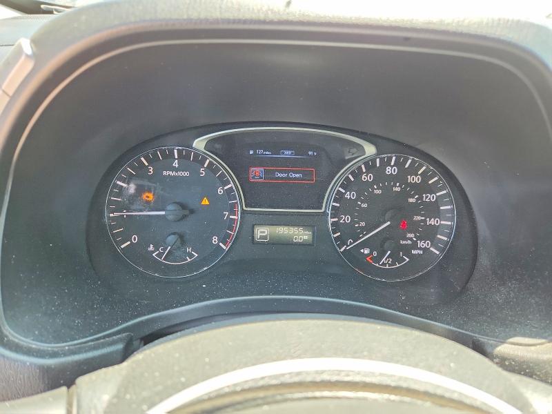 Photo 9 from auction – 2014 NISSAN PATHFINDER with VIN 5N1AR2MM9EC677326