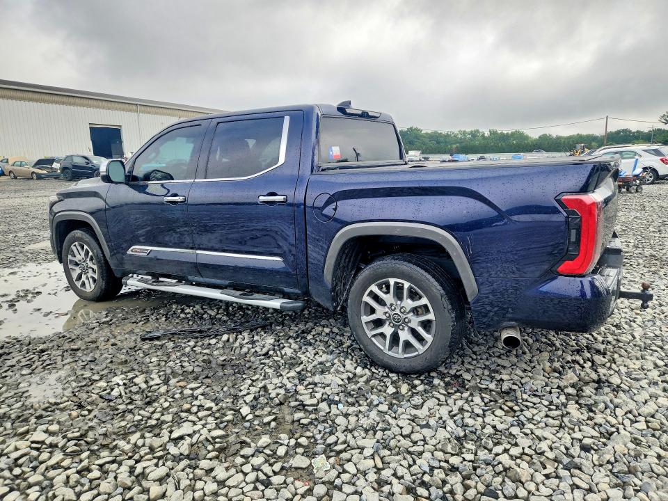Photo 2 from auction – 2023 TOYOTA TUNDRA with VIN 5TFMA5AB7PX023563