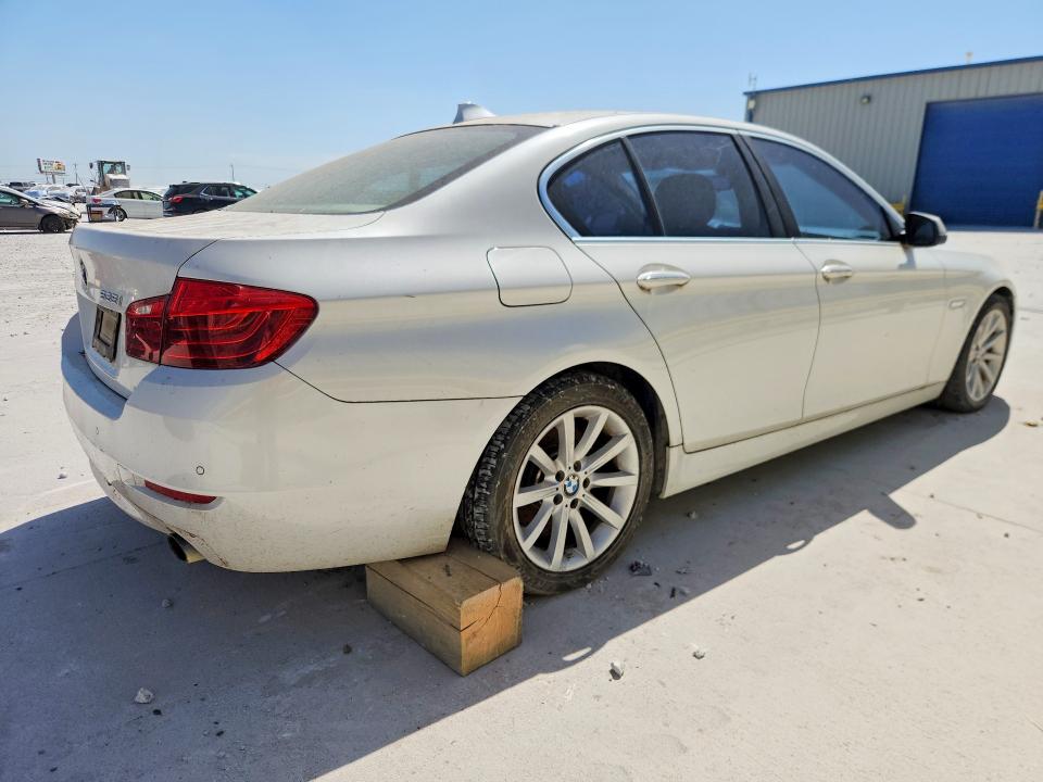 Photo 3 from auction – 2014 BMW 535 with VIN WBA5B1C52ED475689