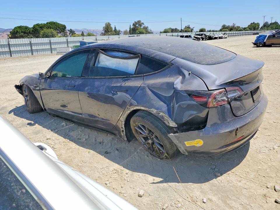 Photo 2 from auction – 2022 TESLA MODEL 3 with VIN 5YJ3E1EB4NF184480
