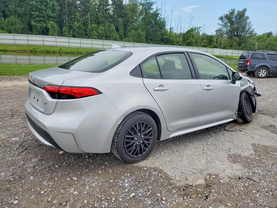 Photo 3 from auction – 2022 TOYOTA COROLLA with VIN JTDEPMAE2N3032909