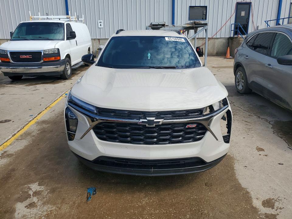 Photo 5 from auction – 2026 CHEVROLET TRAX with VIN KL77LJEPXTC029040