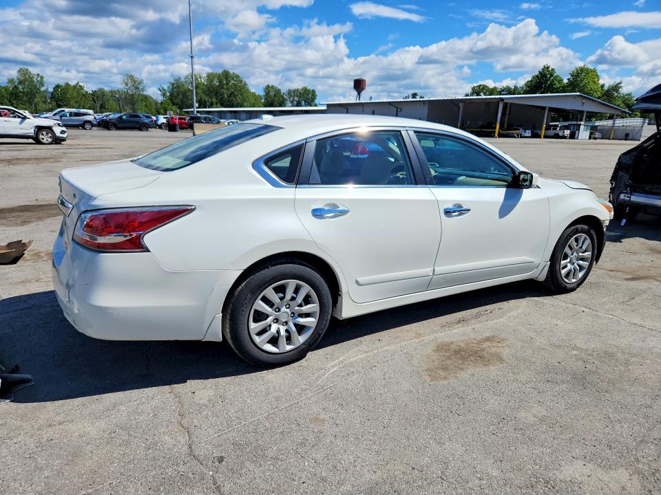 Photo 3 from auction – 2015 NISSAN ALTIMA with VIN 1N4AL3AP7FN360389