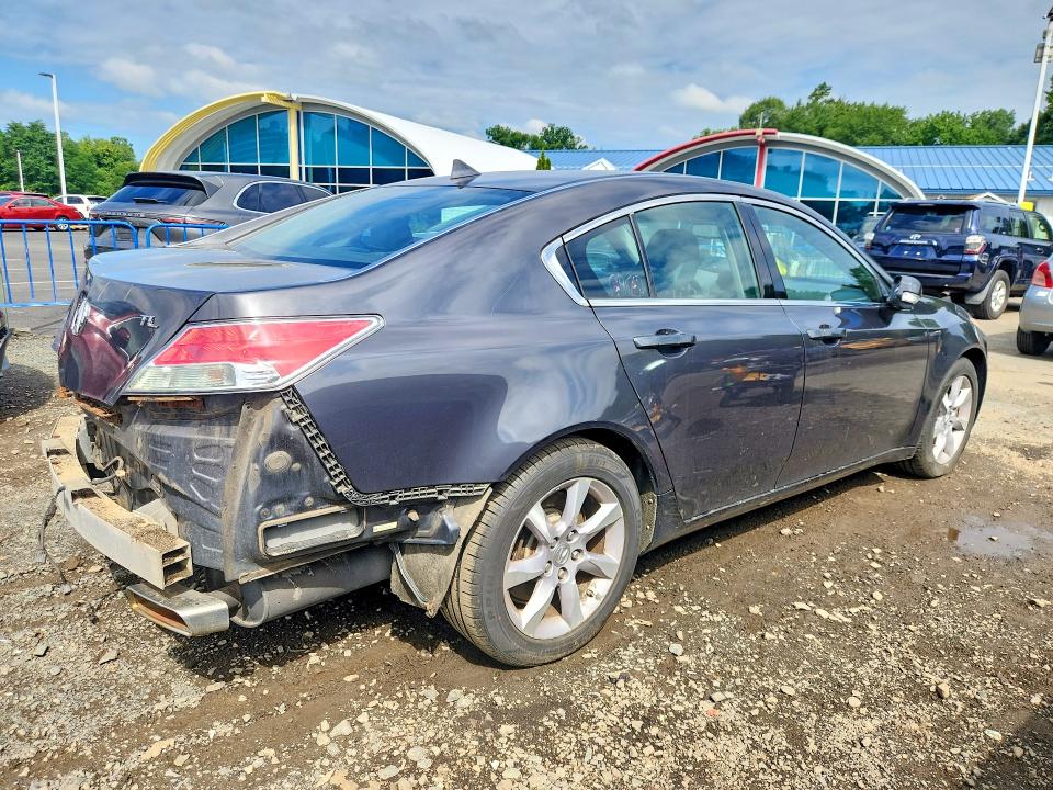 Photo 3 from auction – 2013 ACURA TL with VIN 19UUA8F22DA009581