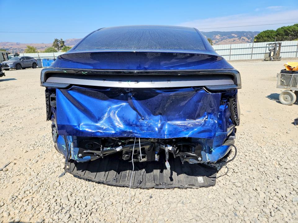 صورة رقم 6 من المزاد - 2026 TESLA MODEL Y مع VIN 7SAYGDEE8TF457528