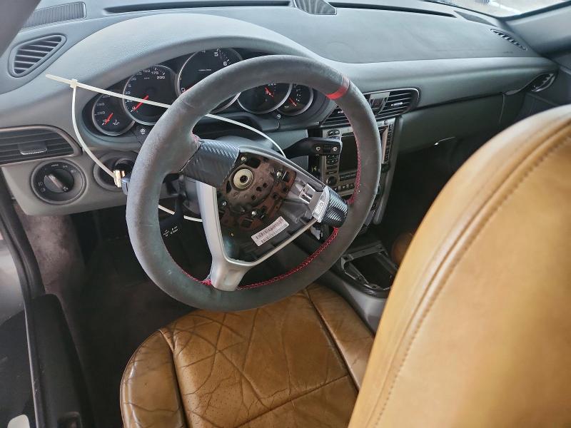 Photo 8 from auction – 2006 PORSCHE 911 NEW GENERATION with VIN WP0AA29916S715980