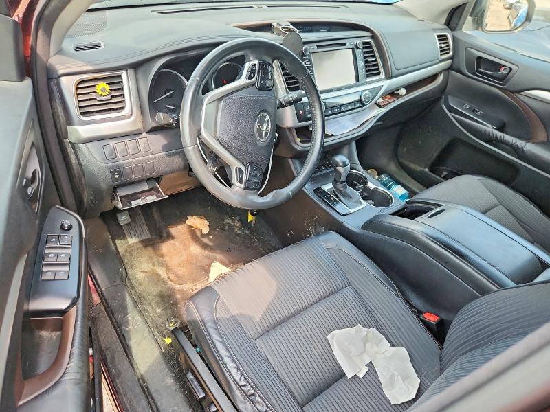 Photo 8 from auction – 2016 TOYOTA HIGHLANDER with VIN 5TDBKRFH3GS235374