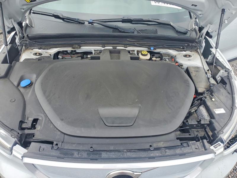 Photo 12 from auction – 2022 VOLVO XC40 with VIN YV4ED3UB2N2677437