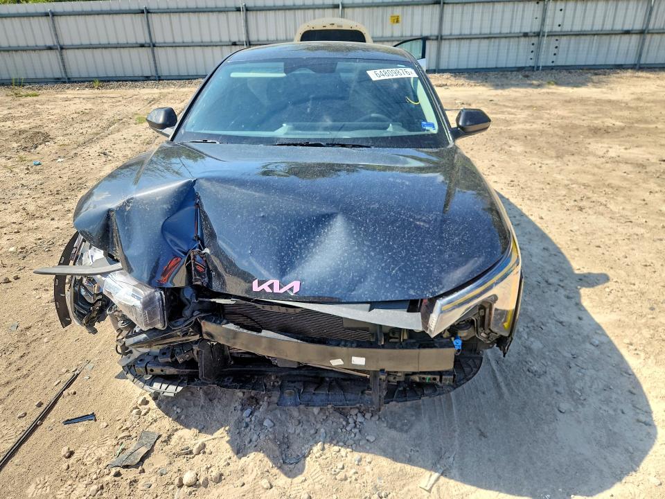 صورة رقم 5 من المزاد - 2025 KIA K4 مع VIN 3KPFT4DE8SE021851