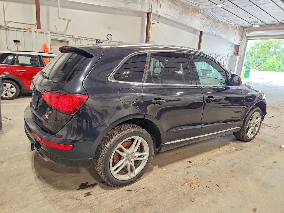 Photo 3 from auction – 2014 AUDI Q5 with VIN WA1CMAFP5EA012846