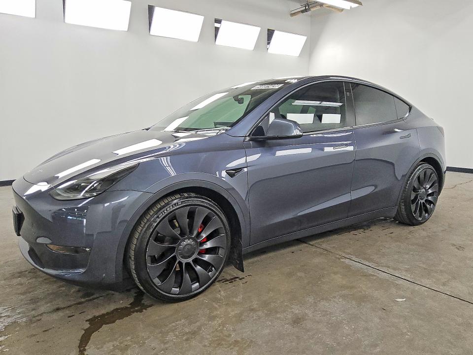 TESLA MODEL Y 2023 with VIN 7SAYGDEF1PF793939 - Photo from auction